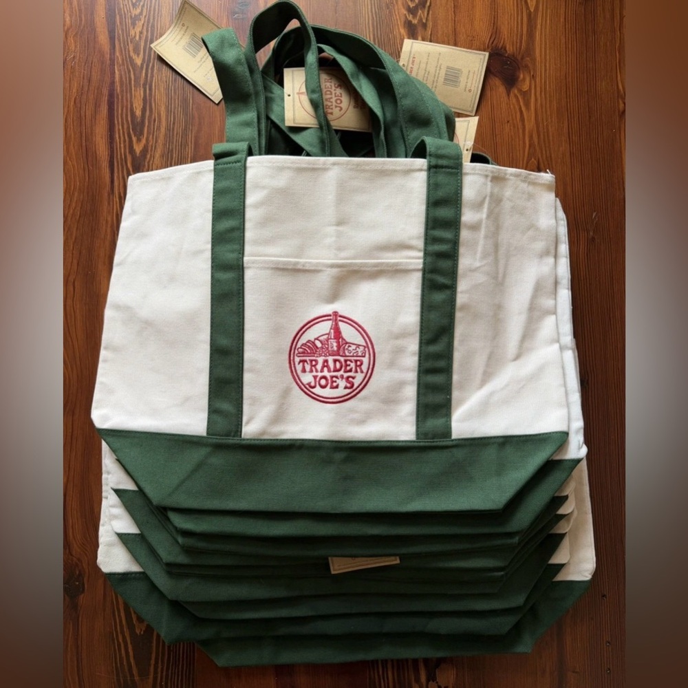 Trader Joe’s Green Tote Bag 2025 | Large | NWT | 4 available